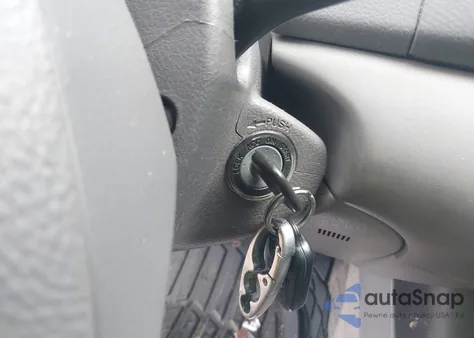 2006 Toyota Camry Le z USA, uszkodzony, nr VIN 4T1BE32K26U152109